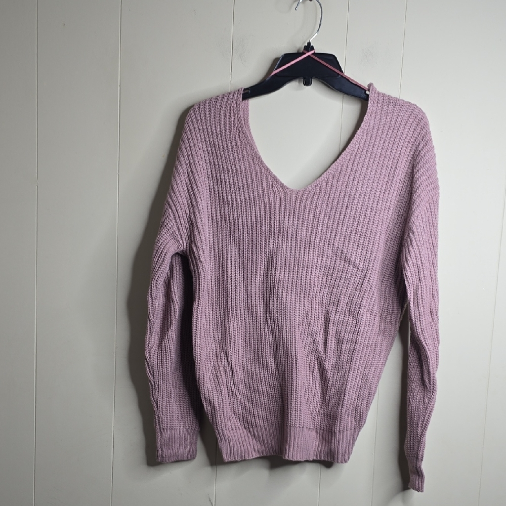 Cultured Cloths Solid Long Sleeve Twist Knit Open Back Sweater Small - Picture 3 of 8